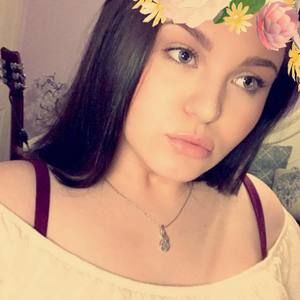 Meet your Posher, Hailie